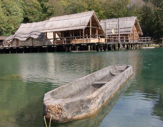 villaggio palafitte lago varese